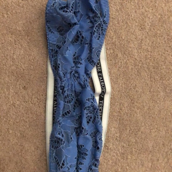 Bandeau - Picture 1 of 3